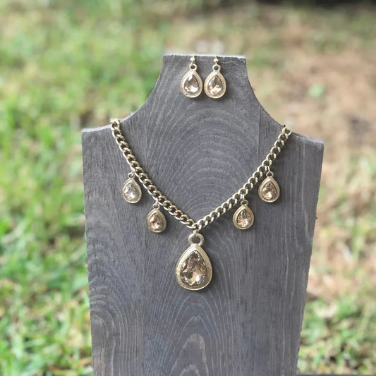 Amanda Necklace crystal drop jewelry set in Citric or Violet